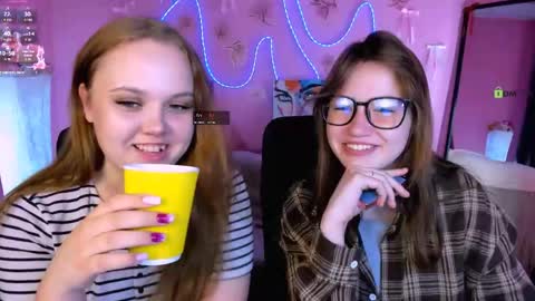 Snapshot of lucy_shy3 chatting on 05.28.26 lucy online show from 05.28.26