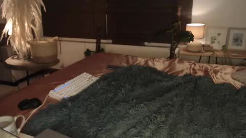 Snapshot of lucy_sweetgirl19 chatting on 03.05.25 luciana online show from 03.05.25