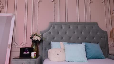 LucyAddison online show from 04.08.26