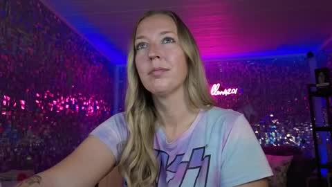 lucyallen4201 online show from 06.01.26