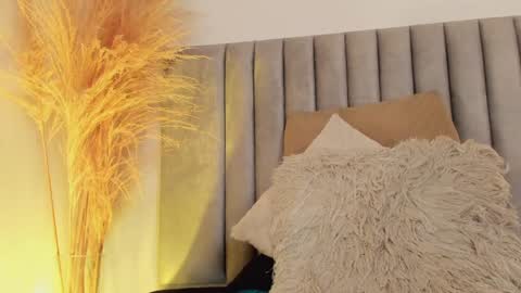 Snapshot of lucyjhonsonn chatting on 01.17.25 LucyJhonsonn online show from 01.17.25