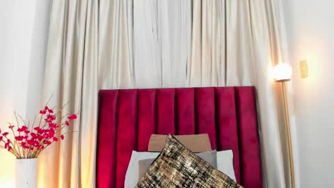 Snapshot of lucyjhonsonn chatting on 02.19.25 LucyJhonsonn online show from 02.19.25