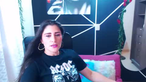 LUCY online show from 03.01.25