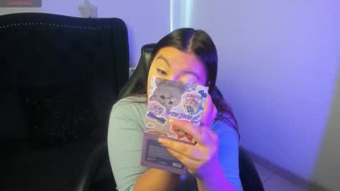 Lucy Petit online show from 12.02.25