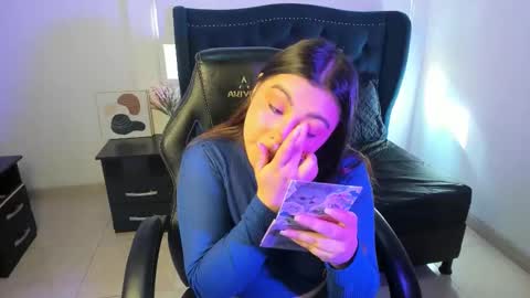 Lucy Petit online show from 01.09.26