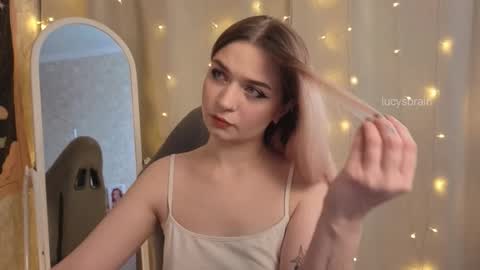 Snapshot of lucysbrain chatting on 02.02.26 Lucy online show from 02.02.26