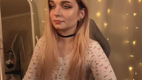 Snapshot of lucysbrain chatting on 02.20.26 Lucy online show from 02.20.26