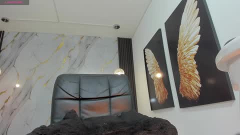 Snapshot of lucystell chatting on 01.12.25 Luciana online show from 01.12.25