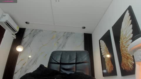 Snapshot of lucystell chatting on 01.19.25 Luciana online show from 01.19.25