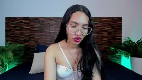 Lucy Liiu online show from 04.16.26