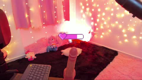 LUCYY FROM HOME  online show from 01.31.25