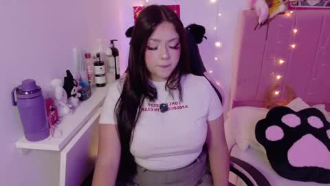 LUCYY FROM HOME  online show from 04.18.26