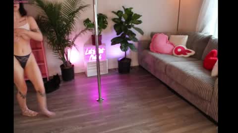 Lucy online show from 04.01.26