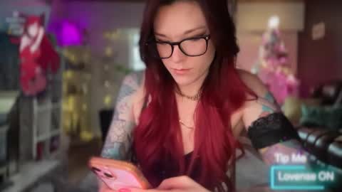 Snapshot of luebeam chatting on 02.03.26 Luubeam INSTA luubeammm TWITTER lunaisreallycu1 online show from 02.03.26