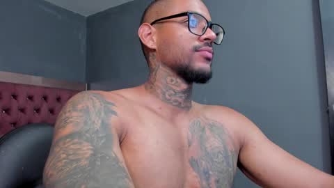 Snapshot of luigi1_ chatting on 01.15.25 Luigi Vitale online show from 01.15.25