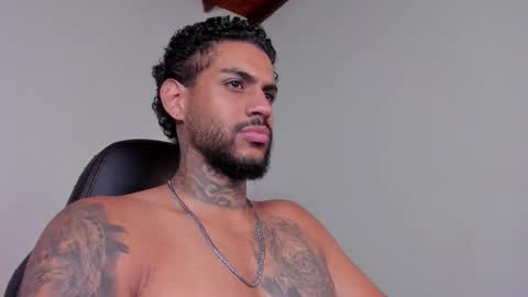 Snapshot of luigi1_ chatting on 02.10.26 Luigi Vitale online show from 02.10.26