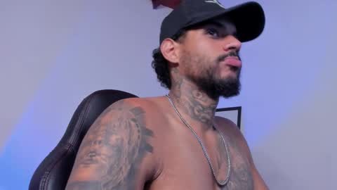 Snapshot of luigi1_ chatting on 02.26.26 Luigi Vitale online show from 02.26.26