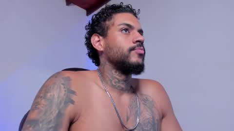 Luigi Vitale online show from 03.04.26