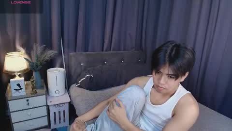 luigi_moreno online show from 09.11.25