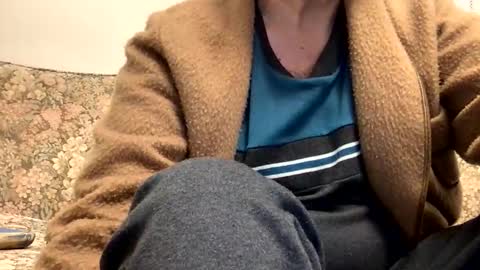 Snapshot of luigir51zas chatting on 11.23.25 Luis online show from 11.23.25