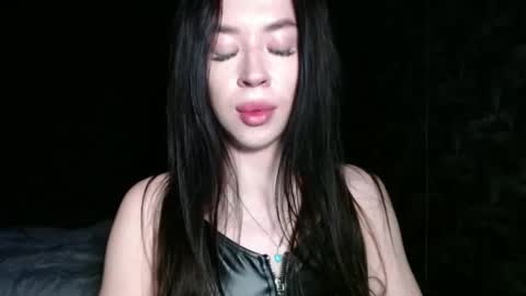 Snapshot of luisa_domina chatting on 05.16.26 luisa lovedom online show from 05.16.26