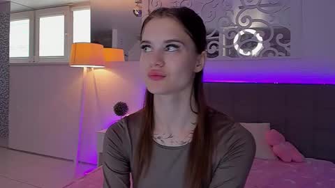 LuisaClover online show from 04.13.26