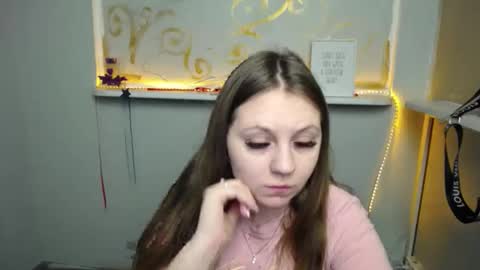 Snapshot of luizaheems_ chatting on 12.20.24 Luiza online show from 12.20.24