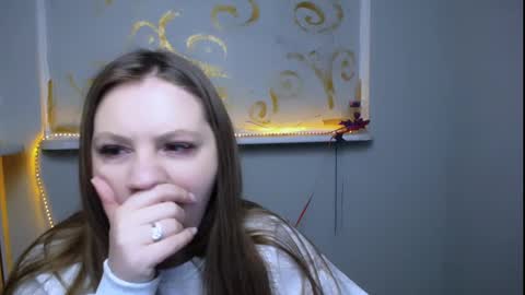 Snapshot of luizaheems_ chatting on 02.18.25 Luiza online show from 02.18.25