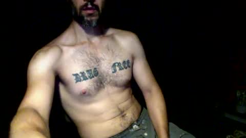 Snapshot of lujara chatting on 06.20.26 Lu online show from 06.20.26