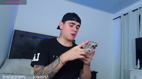 Luka Castle online show from 10.16.25