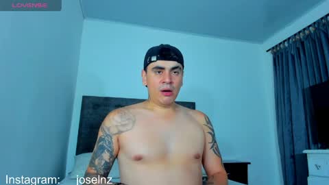 Luka Castle online show from 04.17.26