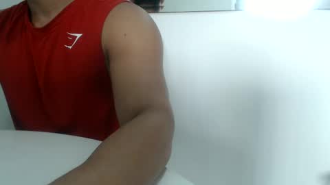 Snapshot of lukafitness chatting on 09.19.25 lukafitness online show from 09.19.25