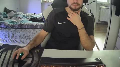 lukasschoetz online show from 01.09.25