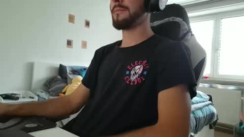 lukasschoetz online show from 09.28.25