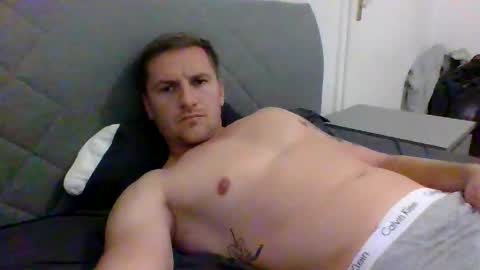 Snapshot of luke66a chatting on 10.14.25 luke66a online show from 10.14.25