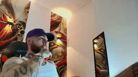 Snapshot of luke_davis01 chatting on 07.18.26 LUKE online show from 07.18.26
