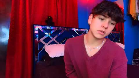 Snapshot of luke_howland chatting on 06.09.26 Luke online show from 06.09.26