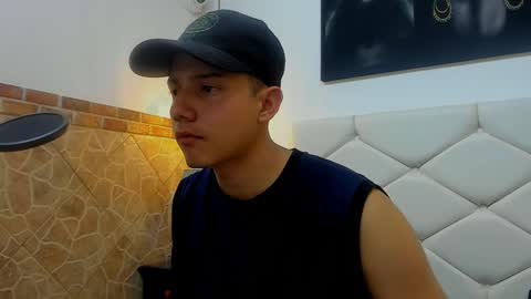 Snapshot of luke_julien chatting on 03.08.25 Luke Julien online show from 03.08.25