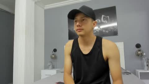 Snapshot of luke_julien chatting on 03.11.25 Luke Julien online show from 03.11.25