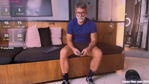 Luke Crews online show from 02.02.25