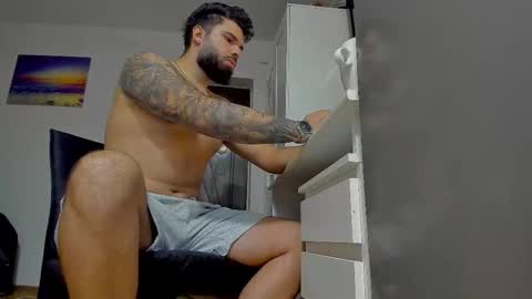 Snapshot of lukedenver chatting on 10.18.25 Luke online show from 10.18.25