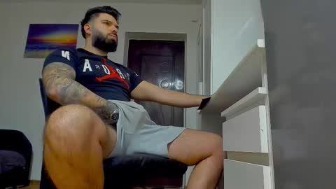 Snapshot of lukedenver chatting on 12.18.25 Luke online show from 12.18.25