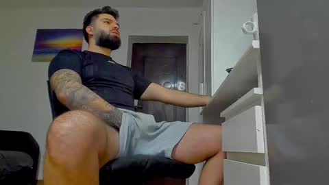 Snapshot of lukedenver chatting on 12.23.25 Luke online show from 12.23.25