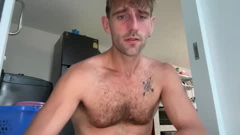 Snapshot of lukegunn22 chatting on 03.12.25 MR. Luke Gunn online show from 03.12.25