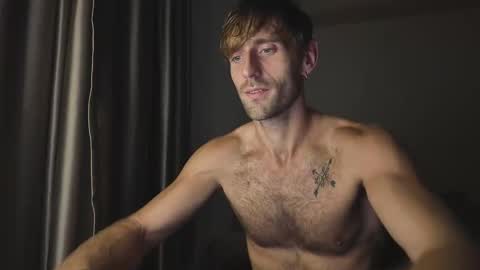 Snapshot of lukegunn22 chatting on 10.24.25 MR. Luke Gunn online show from 10.24.25