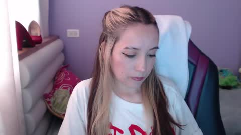 Vicky online show from 05.12.26
