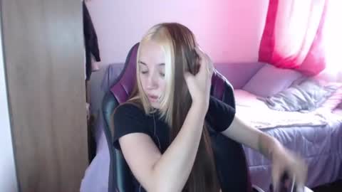 Vicky online show from 07.21.26