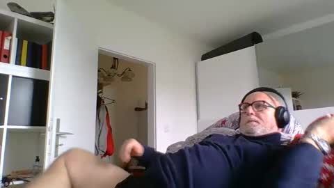 luley58 online show from 10.12.25