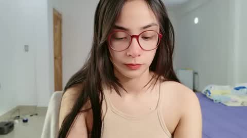 Snapshot of lulibee_ chatting on 07.07.26 Luli online show from 07.07.26