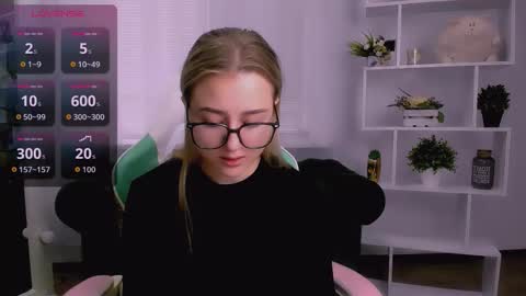 Lily online show from 11.18.25